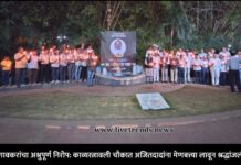 जळगावकरांचा अश्रुपूर्ण निरोप: काव्यरत्नावली चौकात अजितदादांना मेणबत्त्या लावून श्रद्धांजली